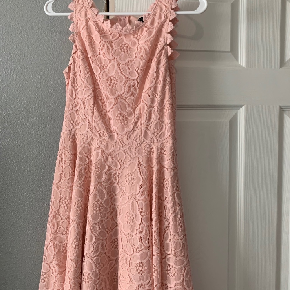 pink dress
